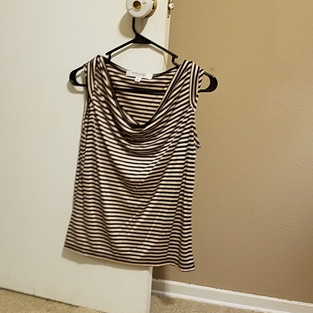 Light Pink and black tank top shell